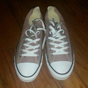 Converse All Star Sneakers.