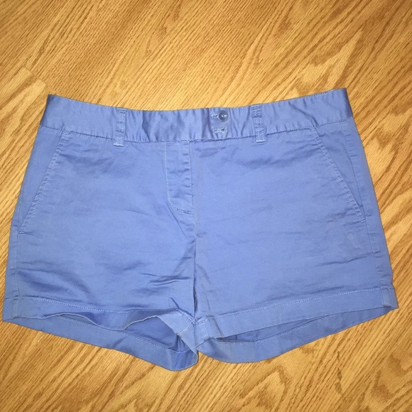Vineyard Vines solid blue shorts