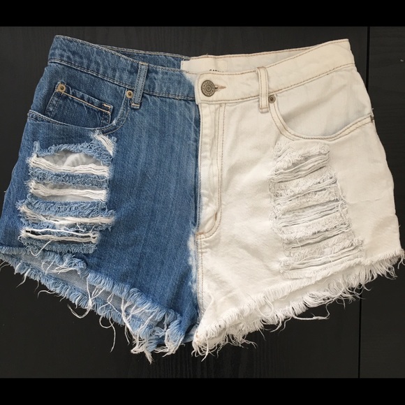 Garage high waisted denim shorts
