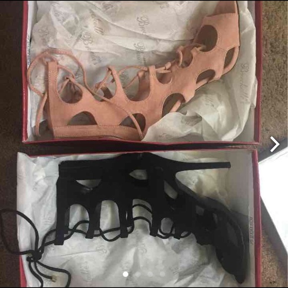 ‼️SOLD ‼️ Cut Out Lace Heels - Picture 2 of 3