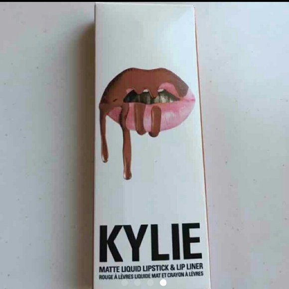 Kylie ginger lip liner and package
