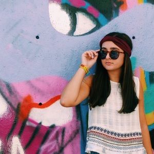 Meet your Posher, Ariana