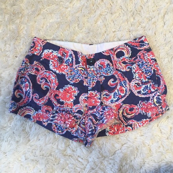EUC Lilly Pulitzer Walsh Shorts