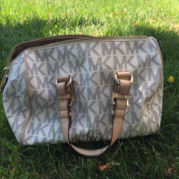 💜 MK purse!