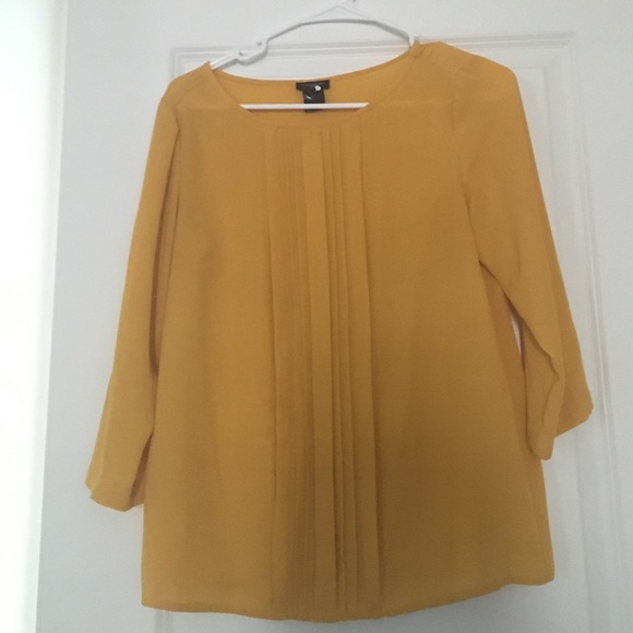 *PRICE REDUCED* Ann Taylor Blouse