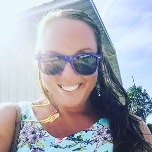 Meet your Posher, Hope