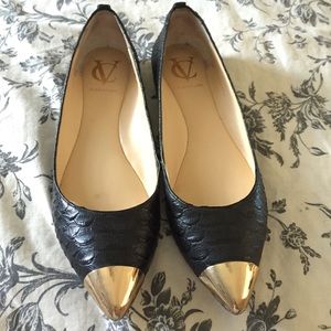 Pointed toe Vince Camuto Signature 'Carrie' flat