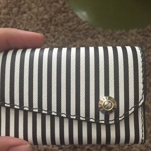 Henri bendel business card holder