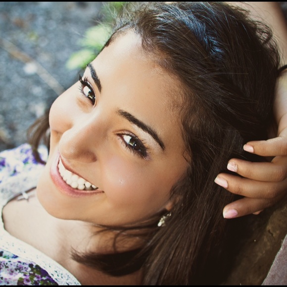 Meet your Posher, Patty - Picture 3 of 3