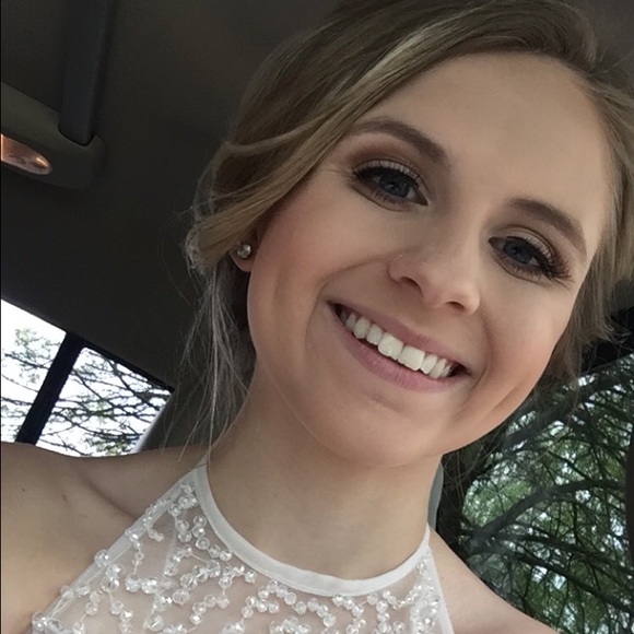 Meet your Posher, Kera