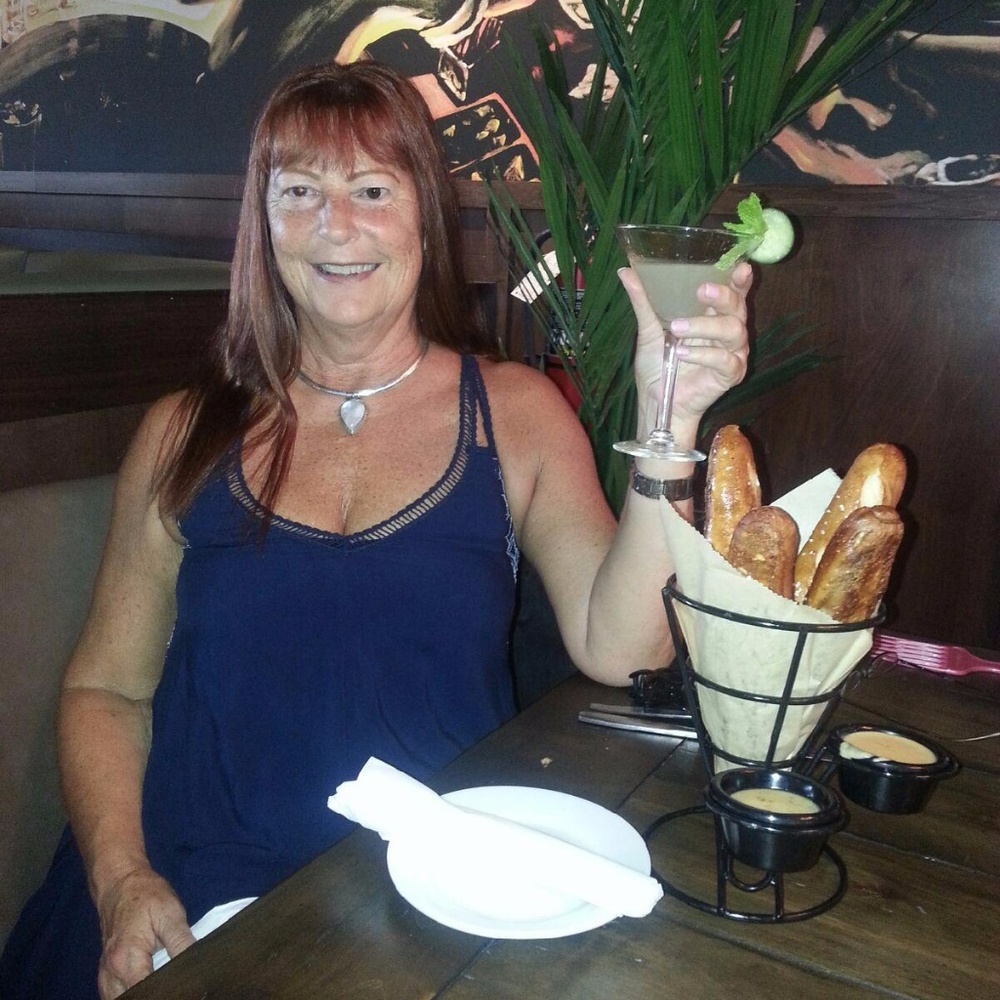 Meet your Posher, Lori