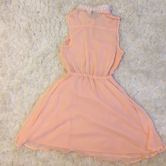 EUC H&M Lace Collar Dress - Picture 2 of 3