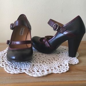 Steve Madden double Mary Jane heels - size 7.5