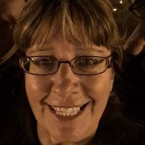 Meet your Posher, Renee