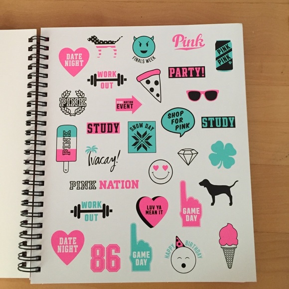 Victoria secret planner - Picture 2 of 2