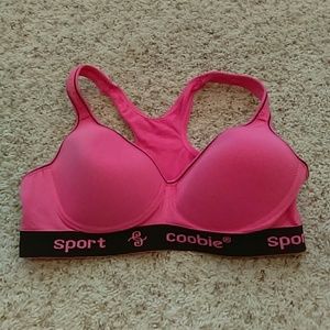 Sports bra