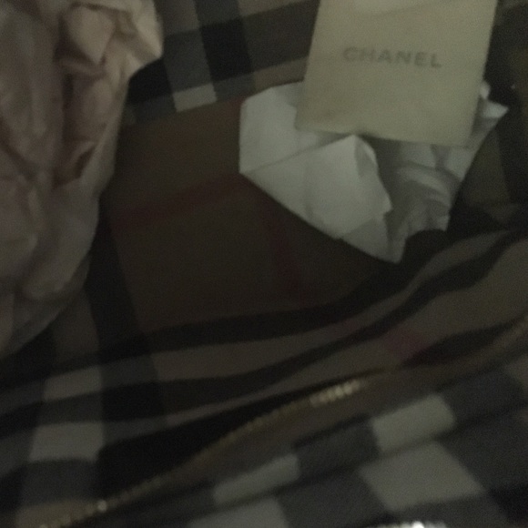 Authentic Burberry bag - Picture 3 of 4