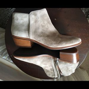 Sam Edelman petty booties size 8.5