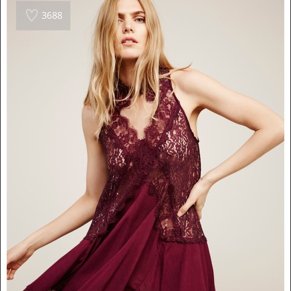 FREE PEOPLE color Berry. Size XS