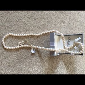 Macys strand of pearls NWT