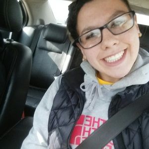 Meet your Posher, Abby