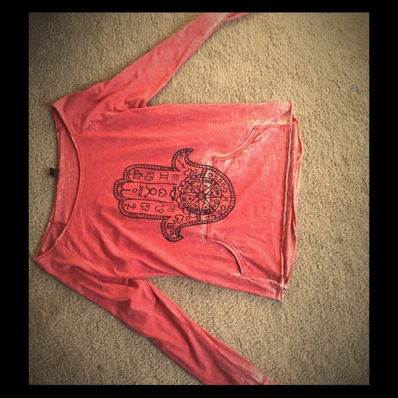 Windsor long sleeve distressed top