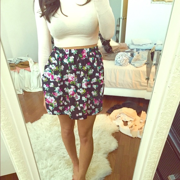 Urban Outfitters brand Pins & Needles floral skirt