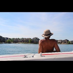 Meet your Posher, Colin