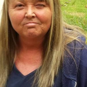 Meet your Posher, Connie