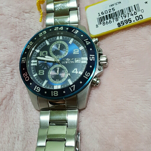 A Wristwatch ( ON SALE )💕💕💕💕💕❣❣❣