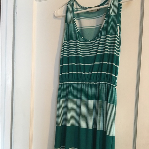 ✅sold✅Long green stripped dress