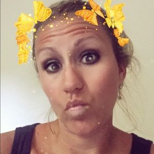 Meet your Posher, Leah