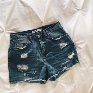 Zara Basic Denim Distressed Jean Shorts