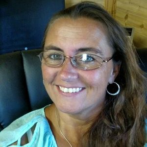 Meet your Posher, Brenda