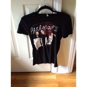 Paramore Tee ||
