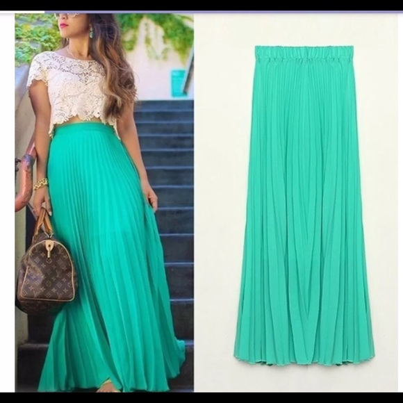 Full length skirt brand new