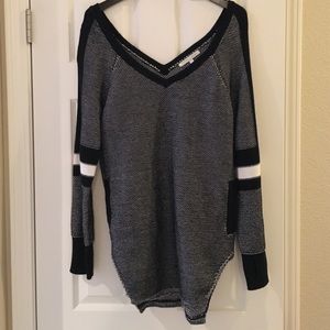 VS sweater