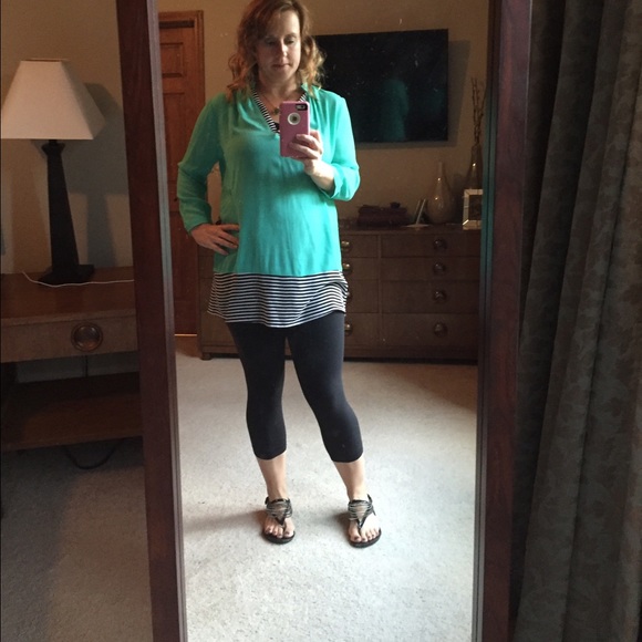 🆕Mint and Black/White Striped Tunic - Picture 2 of 3