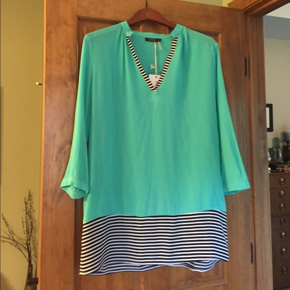 🆕Mint and Black/White Striped Tunic - Picture 3 of 3