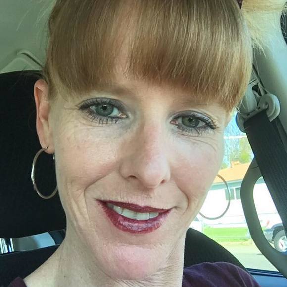 Meet your Posher, Michele