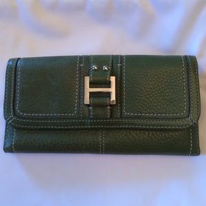 📢  FINAL Fossil Large Green Wallet