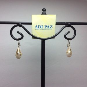 14k Yellow Gold Cultured Pearl Dangle Earrings