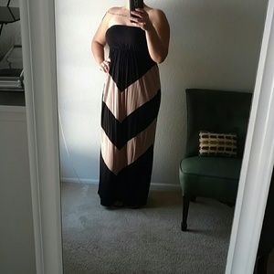 Staples maxi dress