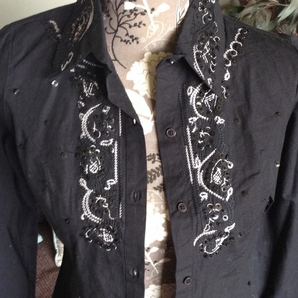 Black sequined button down - Picture 2 of 4