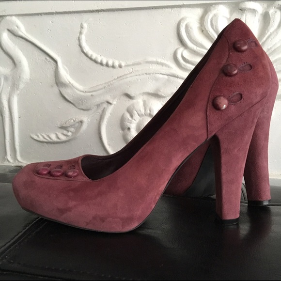 BCBG suede pumps w/button details