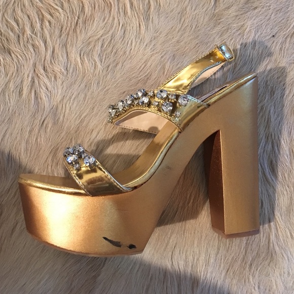 Kerol D Gold Platform Heels