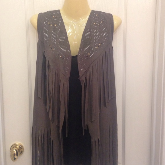 Vocal firing vest