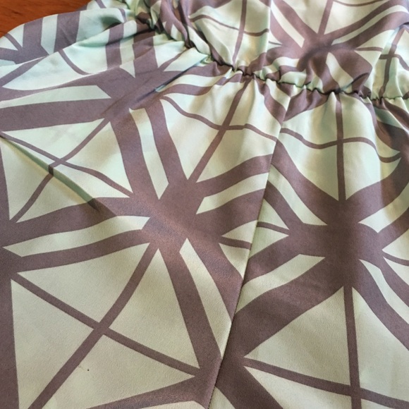 Romper - Picture 2 of 4