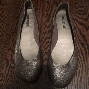 Gold glitter flats