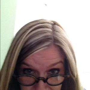 Meet your Posher, Julie